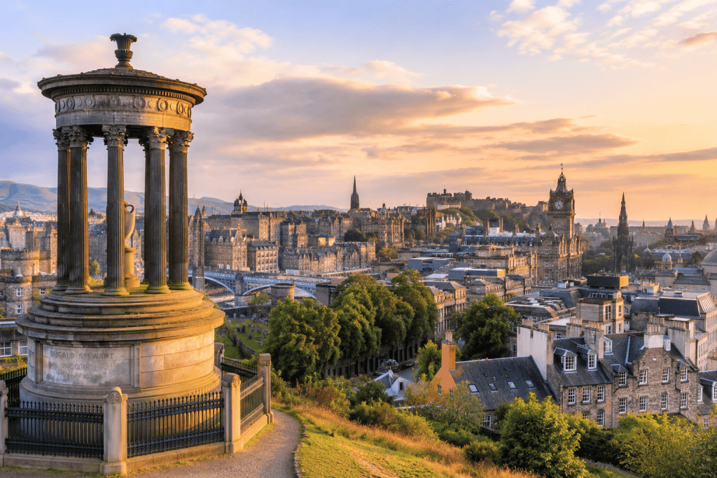 10 Cool Places to Visit in Edinburgh for an Unforgettable Scotland Trip